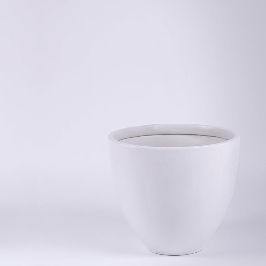 Large size Echoing Eternity-Slim Ceramic Panter in white color.
